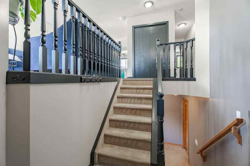 MLS® A2249635 - 140 Stonegate Close NW in Stonegate Airdrie, Residential