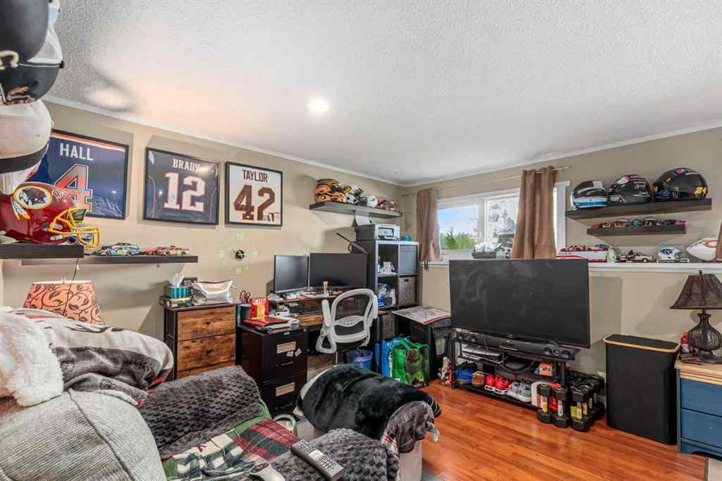 MLS® A2249645 - 803 Forlee Drive SE in Forest Heights Calgary, Residential