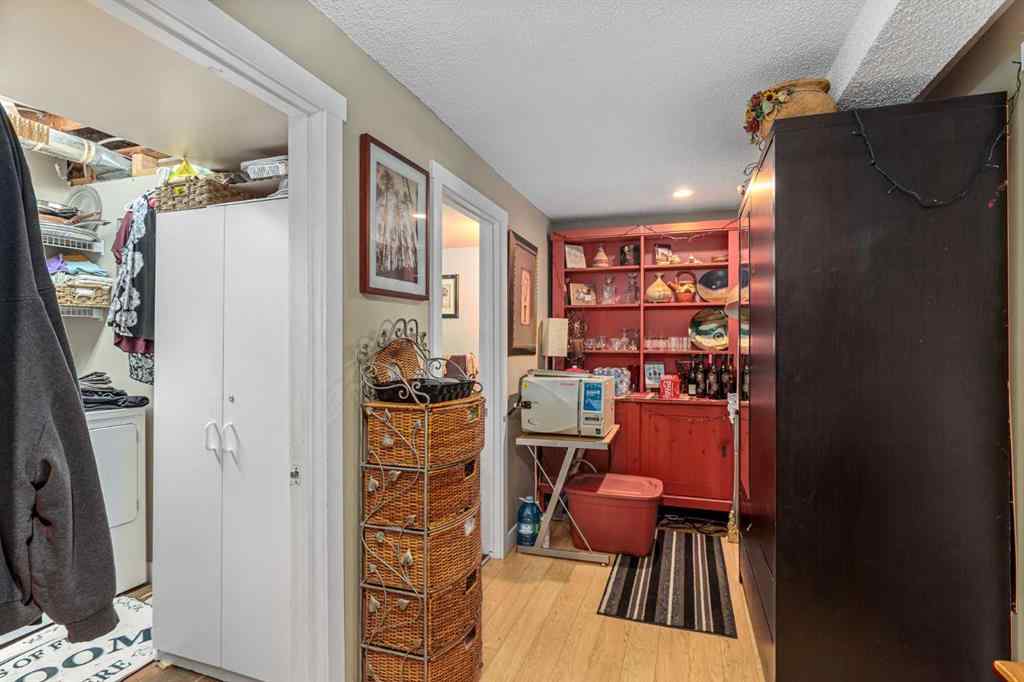 MLS® A2249645 - 803 Forlee Drive SE in Forest Heights Calgary, Residential