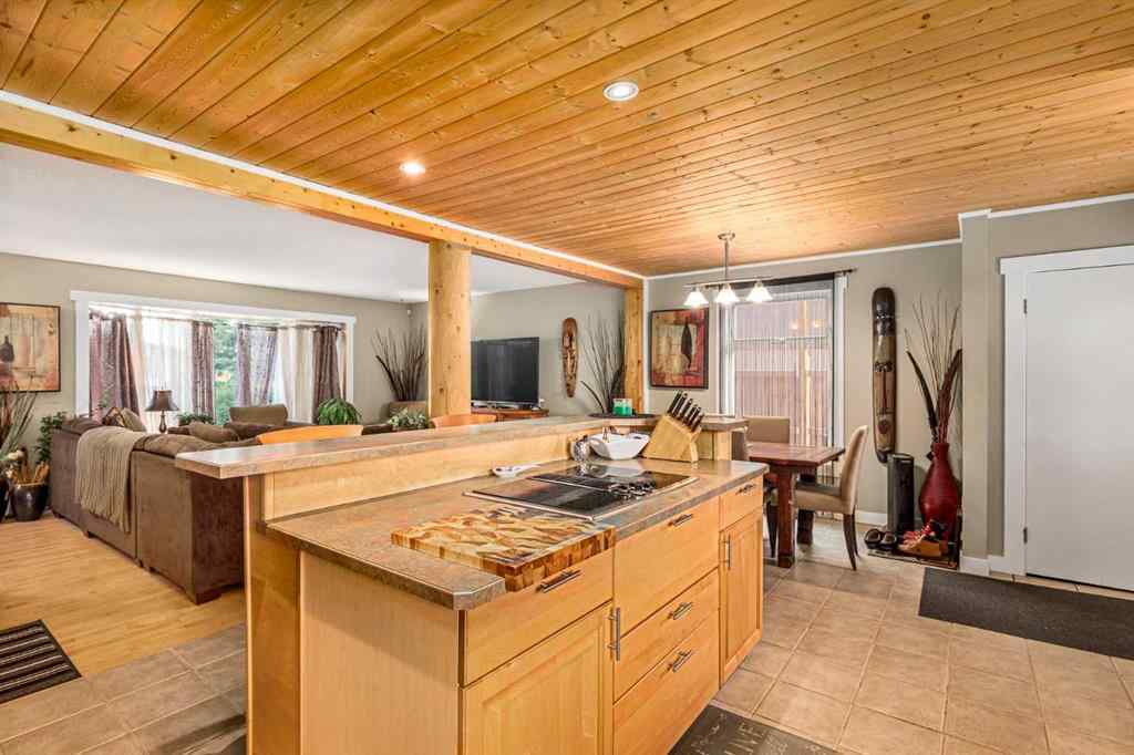 MLS® A2249645 - 803 Forlee Drive SE in Forest Heights Calgary, Residential