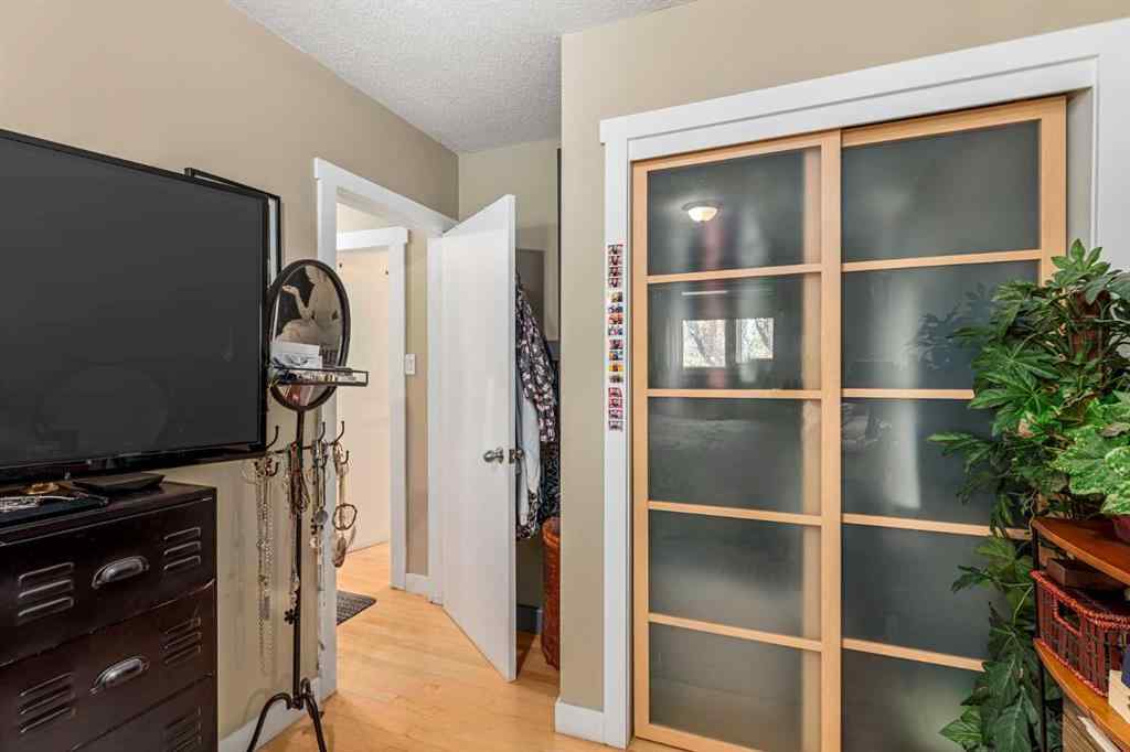 MLS® A2249645 - 803 Forlee Drive SE in Forest Heights Calgary, Residential
