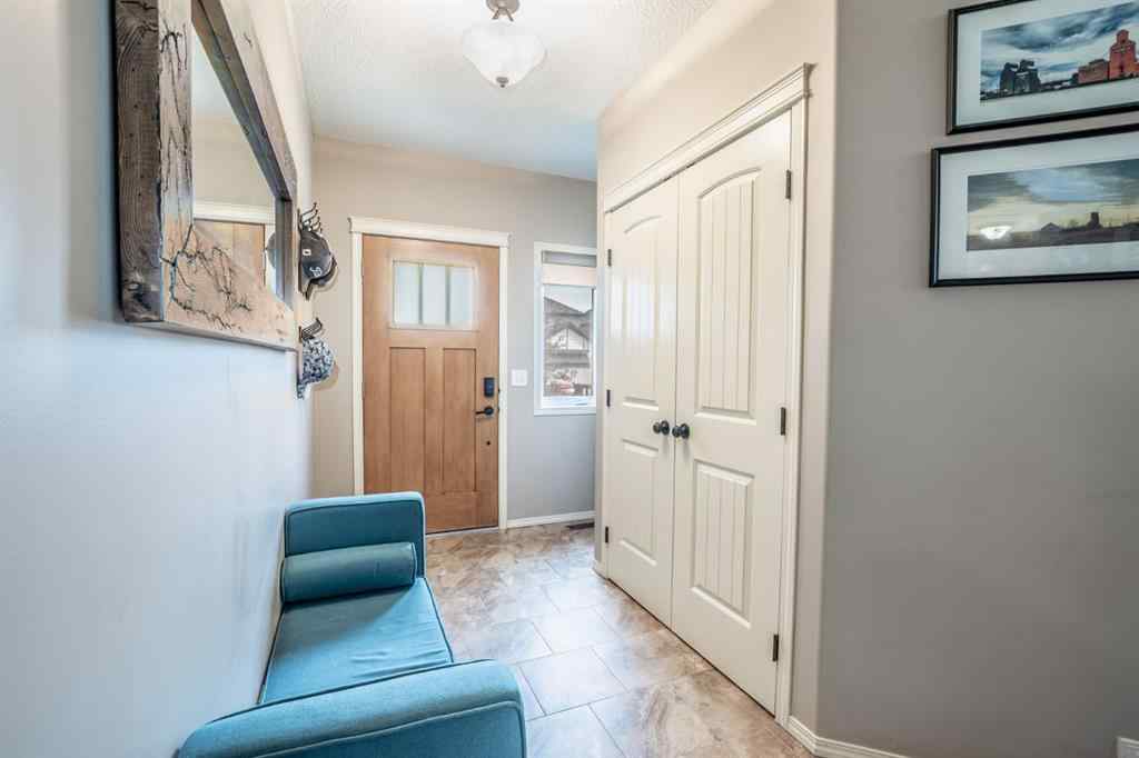 MLS® A2249648 - 625 Hampshire Way NE in Hampton Hills High River, Residential