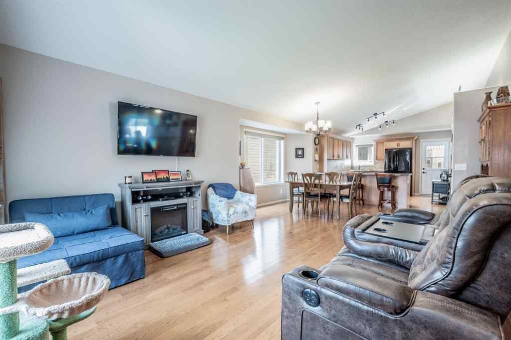 MLS® A2249648 - 625 Hampshire Way NE in Hampton Hills High River, Residential