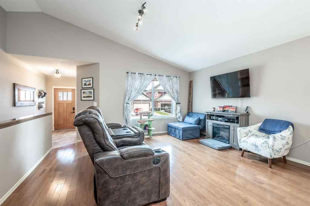 MLS® A2249648 - 625 Hampshire Way NE in Hampton Hills High River, Residential