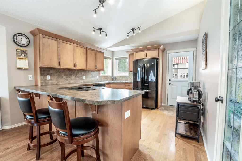 MLS® A2249648 - 625 Hampshire Way NE in Hampton Hills High River, Residential