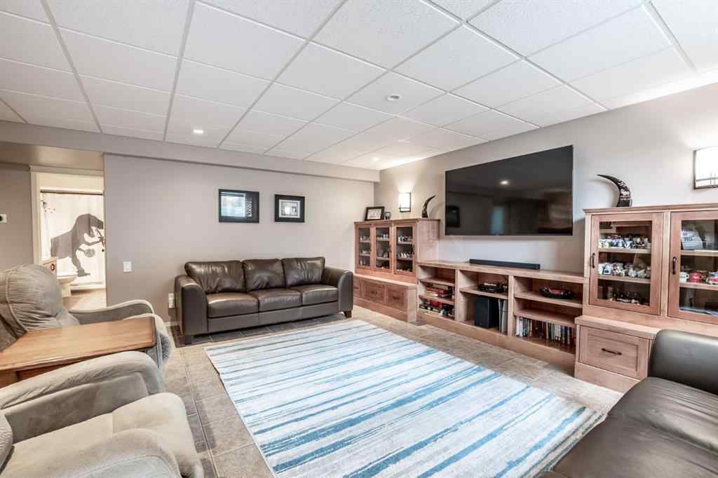 MLS® A2249648 - 625 Hampshire Way NE in Hampton Hills High River, Residential