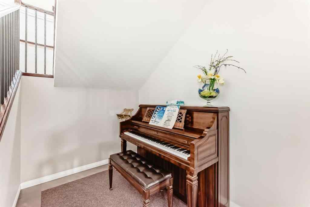 MLS® A2249650 - Unit #334 5201 Dalhousie Drive NW in Dalhousie Calgary, Residential