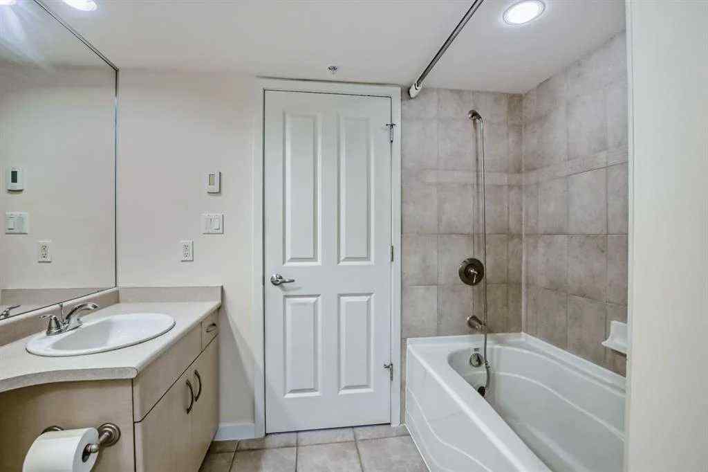 MLS® A2249651 - Unit #209 1108 6 Avenue SW in Downtown West End Calgary, Residential