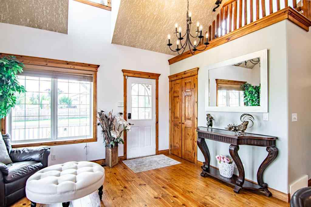 MLS® A2249656 - 1 Fern Glade Crescent  in Fox Run Sylvan Lake, Residential