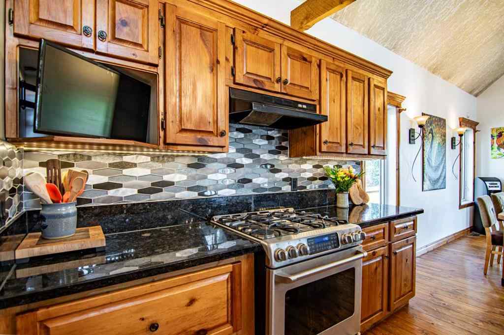 MLS® A2249656 - 1 Fern Glade Crescent  in Fox Run Sylvan Lake, Residential
