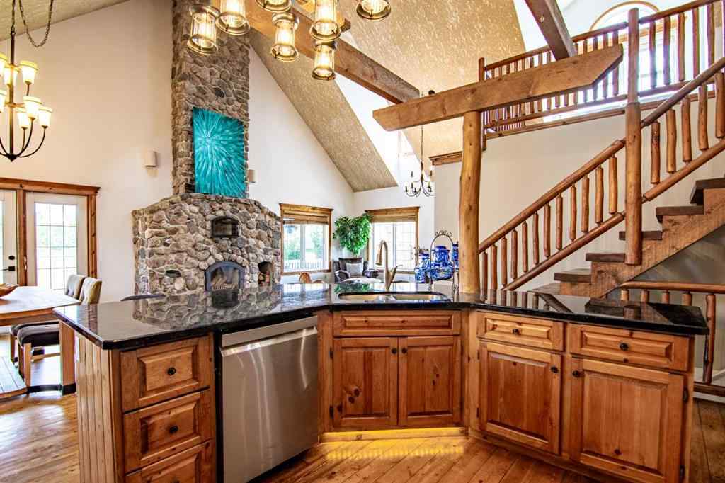 MLS® A2249656 - 1 Fern Glade Crescent  in Fox Run Sylvan Lake, Residential