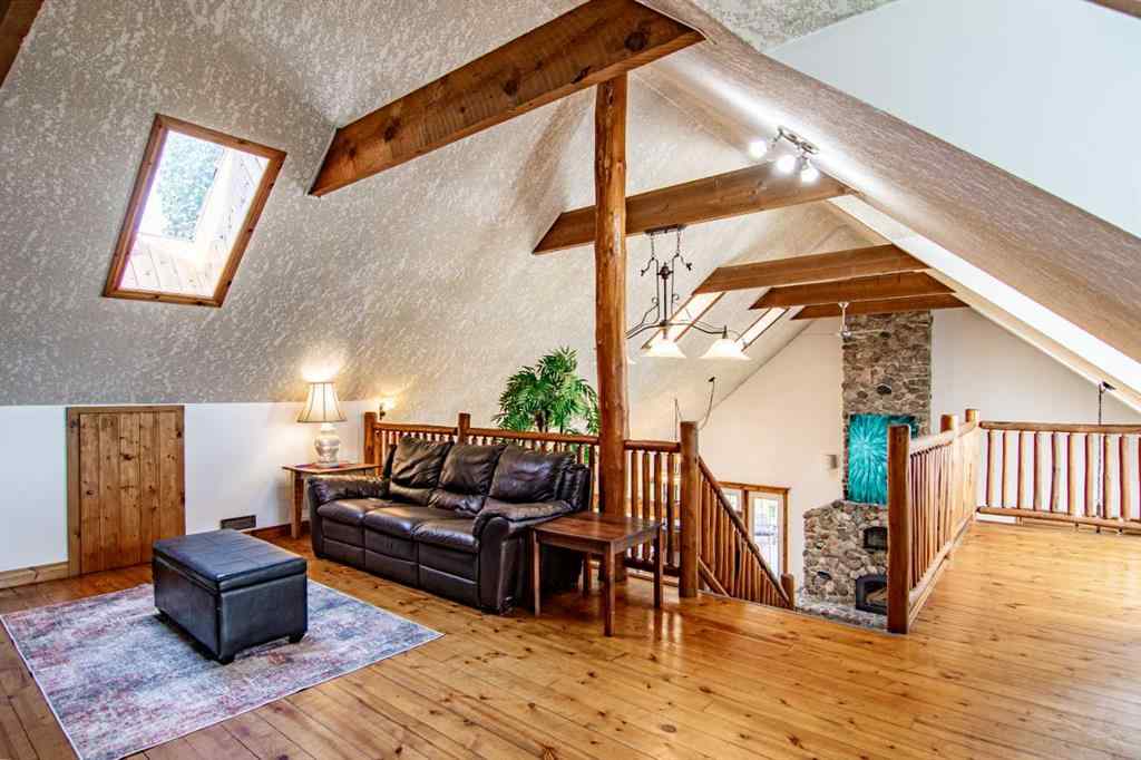 MLS® A2249656 - 1 Fern Glade Crescent  in Fox Run Sylvan Lake, Residential