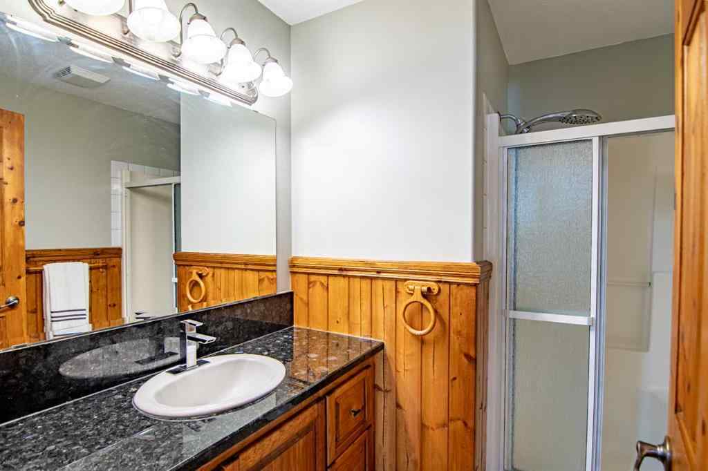 MLS® A2249656 - 1 Fern Glade Crescent  in Fox Run Sylvan Lake, Residential
