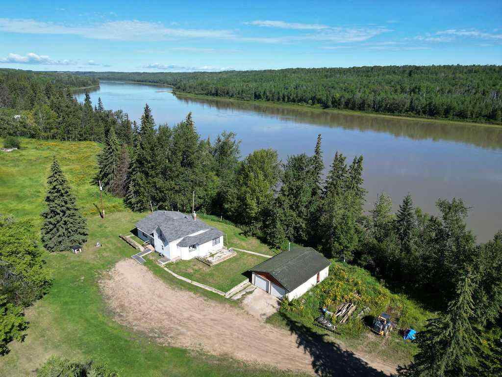 MLS® A2249657 - 5111 60 Street  in Athabasca Town Athabasca, Commercial