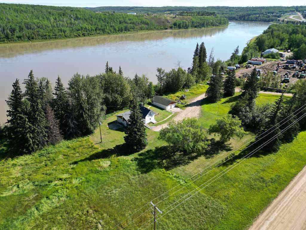 MLS® A2249657 - 5111 60 Street  in Athabasca Town Athabasca, Commercial