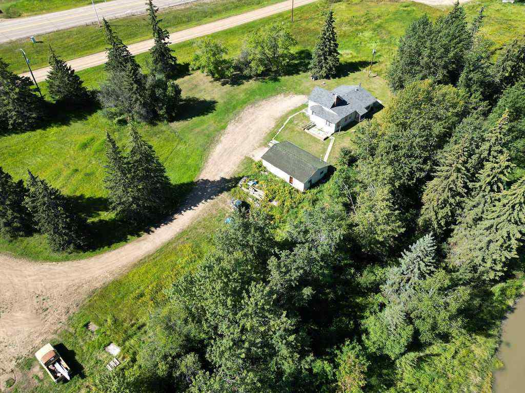 MLS® A2249657 - 5111 60 Street  in Athabasca Town Athabasca, Commercial