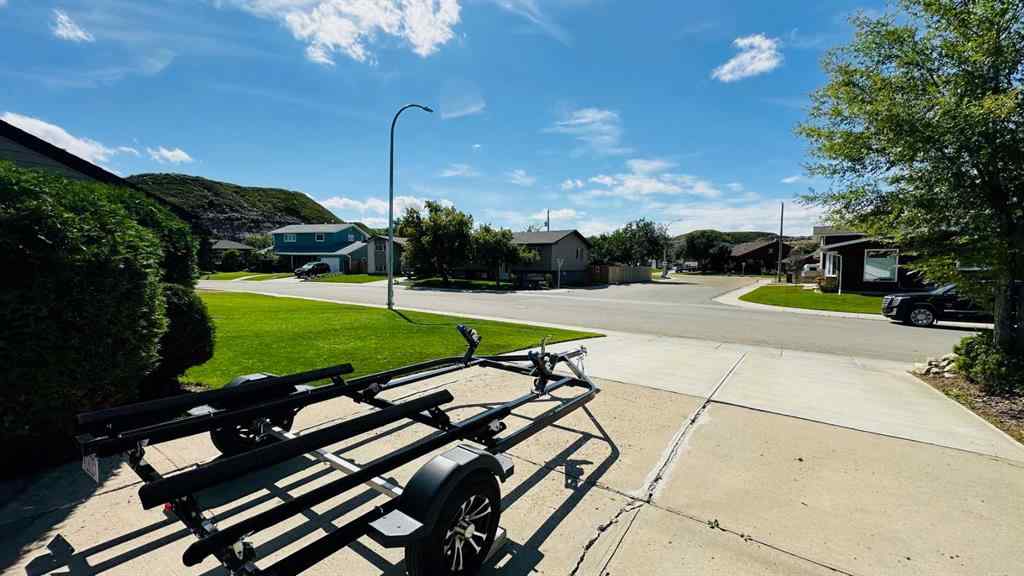 MLS® A2249665 - 28 Hunts Crescent   in Huntington Drumheller, Residential