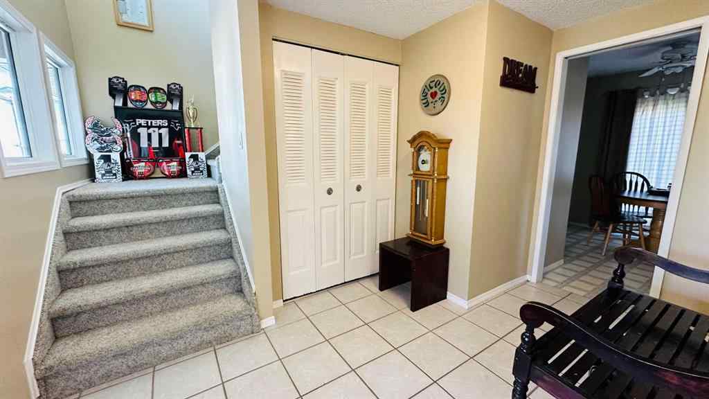MLS® A2249665 - 28 Hunts Crescent   in Huntington Drumheller, Residential