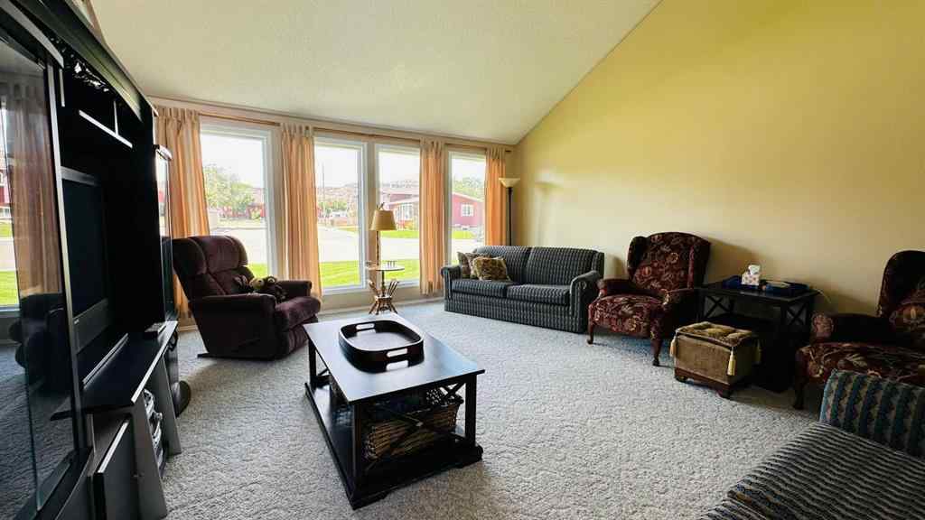 MLS® A2249665 - 28 Hunts Crescent   in Huntington Drumheller, Residential