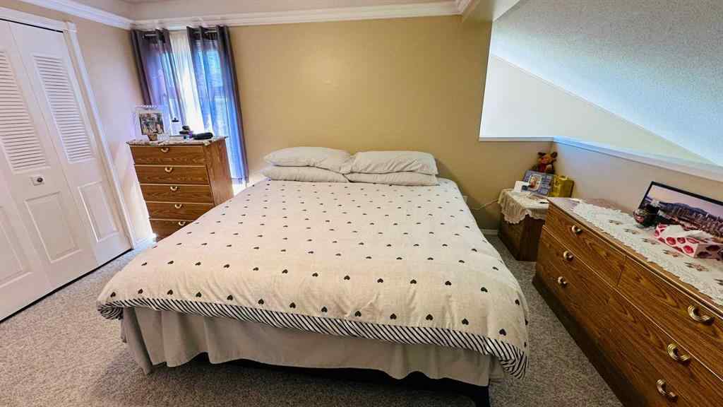 MLS® A2249665 - 28 Hunts Crescent   in Huntington Drumheller, Residential