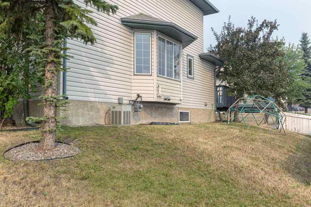 MLS® A2249666 - 100 Sirius Avenue  in Thickwood Fort McMurray, Residential