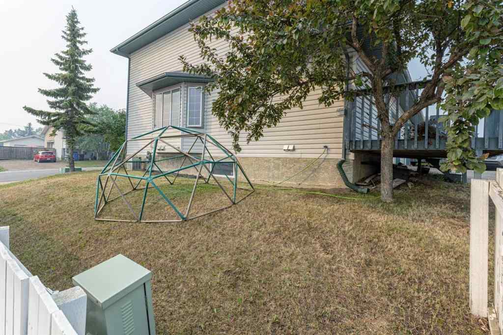 MLS® A2249666 - 100 Sirius Avenue  in Thickwood Fort McMurray, Residential