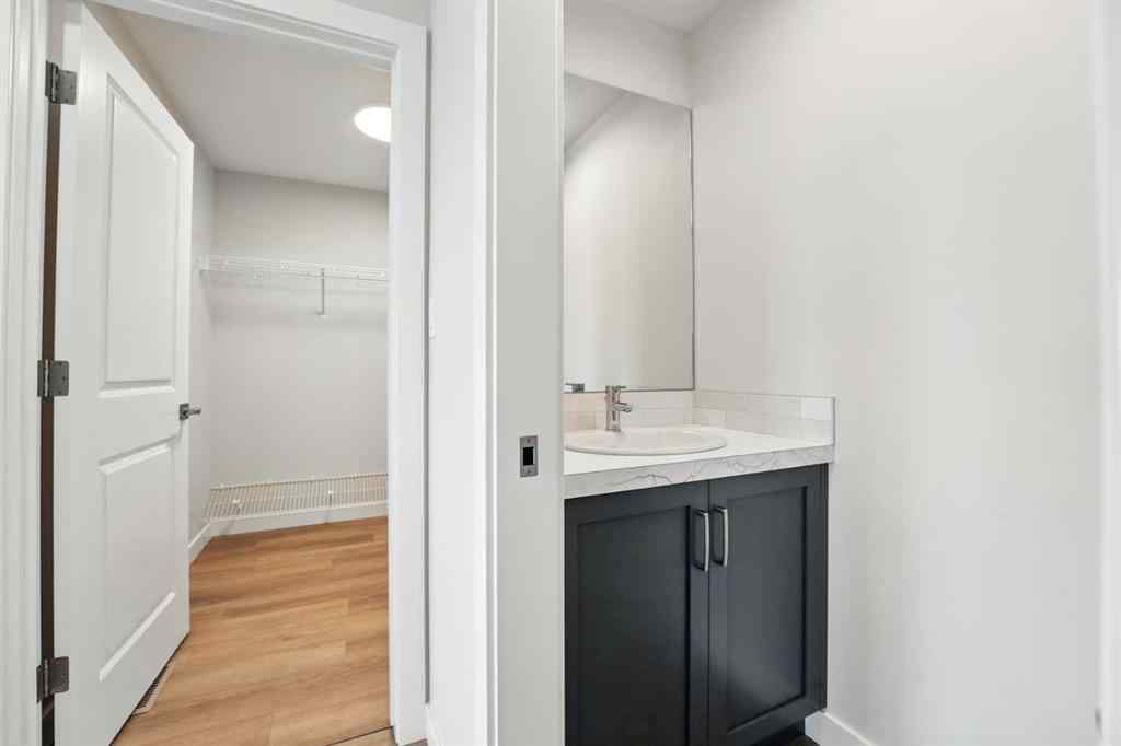 MLS® A2249667 - 5434 Vista Trail  in Valley Ridge Blackfalds, Residential