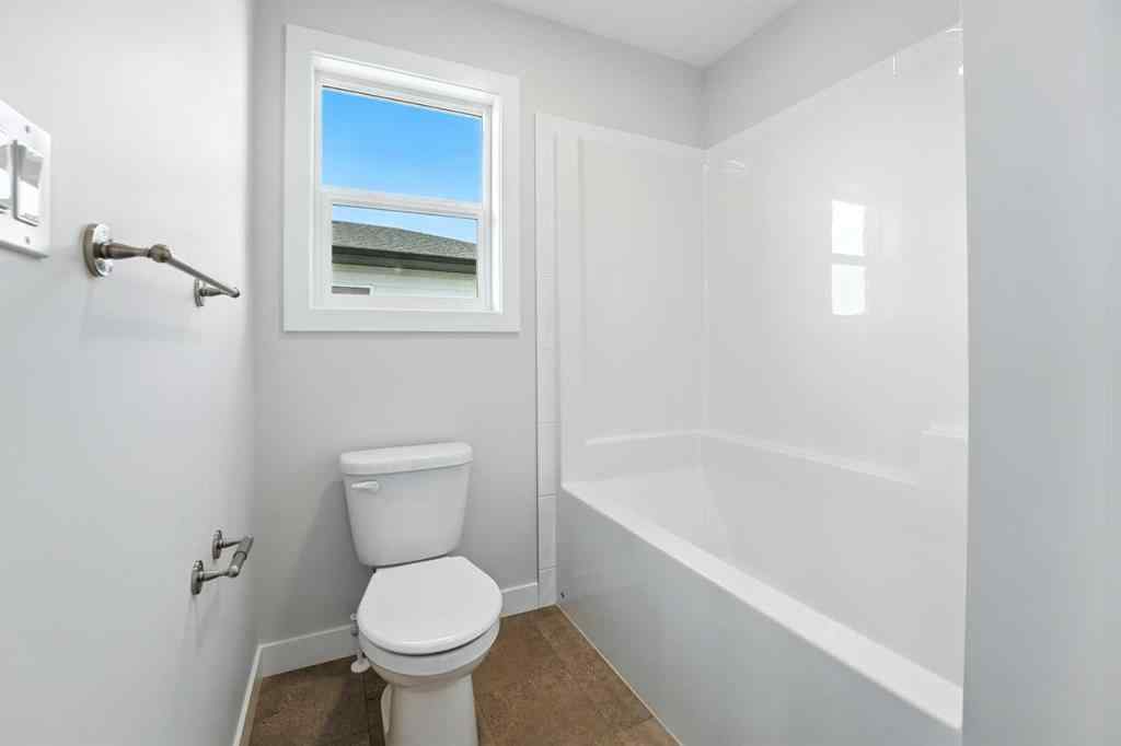 MLS® A2249667 - 5434 Vista Trail  in Valley Ridge Blackfalds, Residential