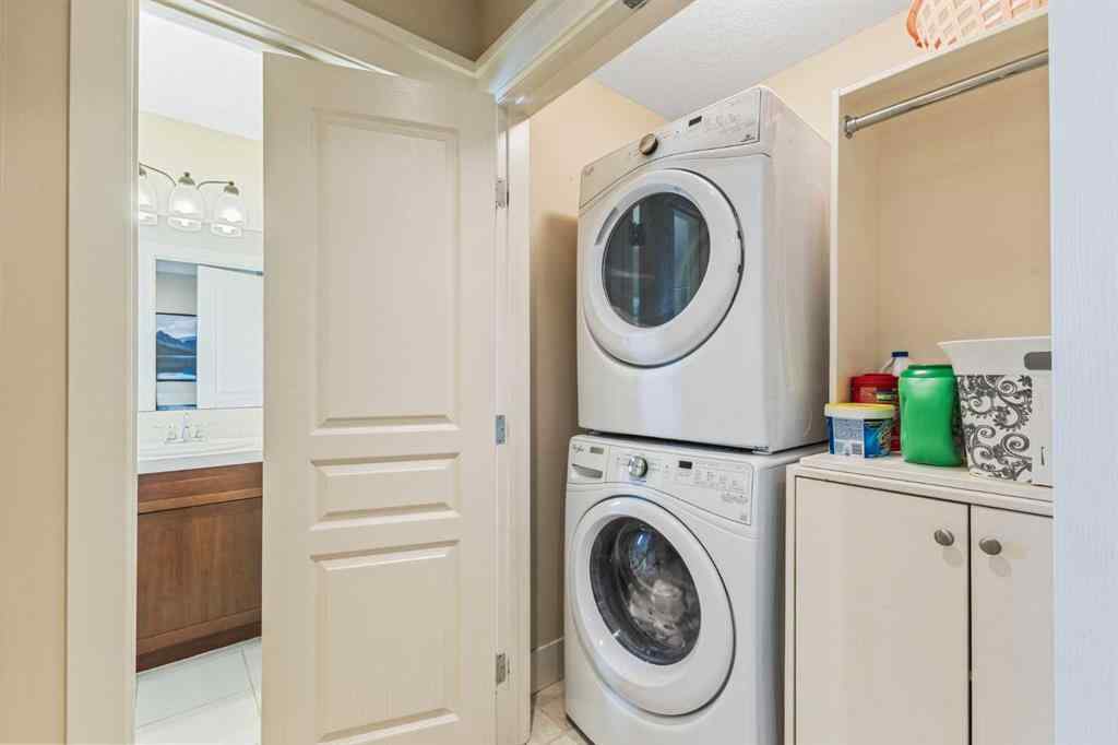 MLS® A2249671 - 5566 Henwood Street SW in Garrison Green Calgary, Residential