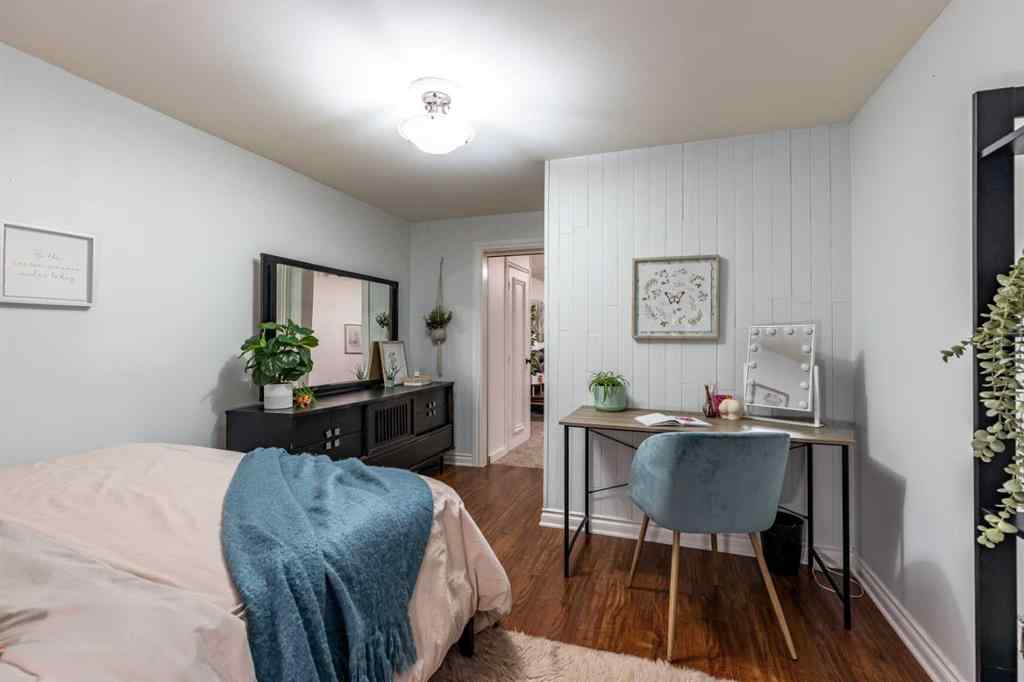 MLS® A2249676 - 1499 10 Avenue NE in Northeast Crescent Heights Medicine Hat, Residential
