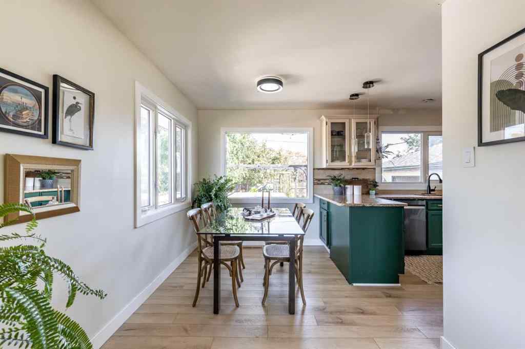 MLS® A2249676 - 1499 10 Avenue NE in Northeast Crescent Heights Medicine Hat, Residential