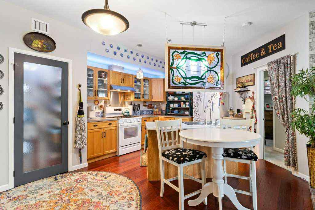 MLS® A2249677 - Unit #308 5040 53 Street  in Downtown Sylvan Lake, Residential