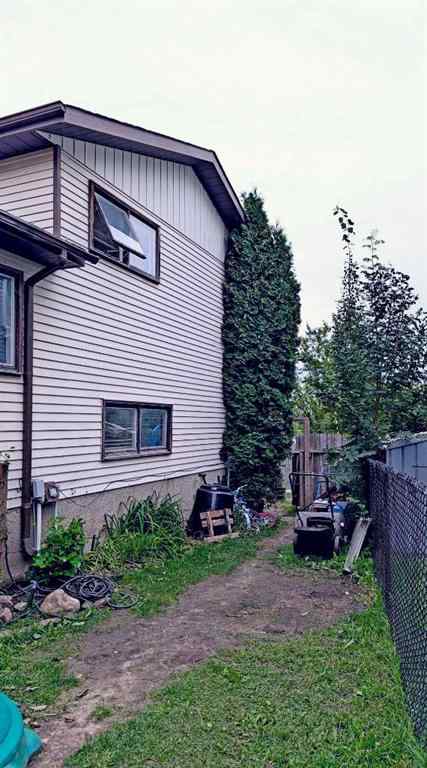 MLS® A2249684 - 259 Deerview Drive SE in Deer Ridge Calgary, Residential