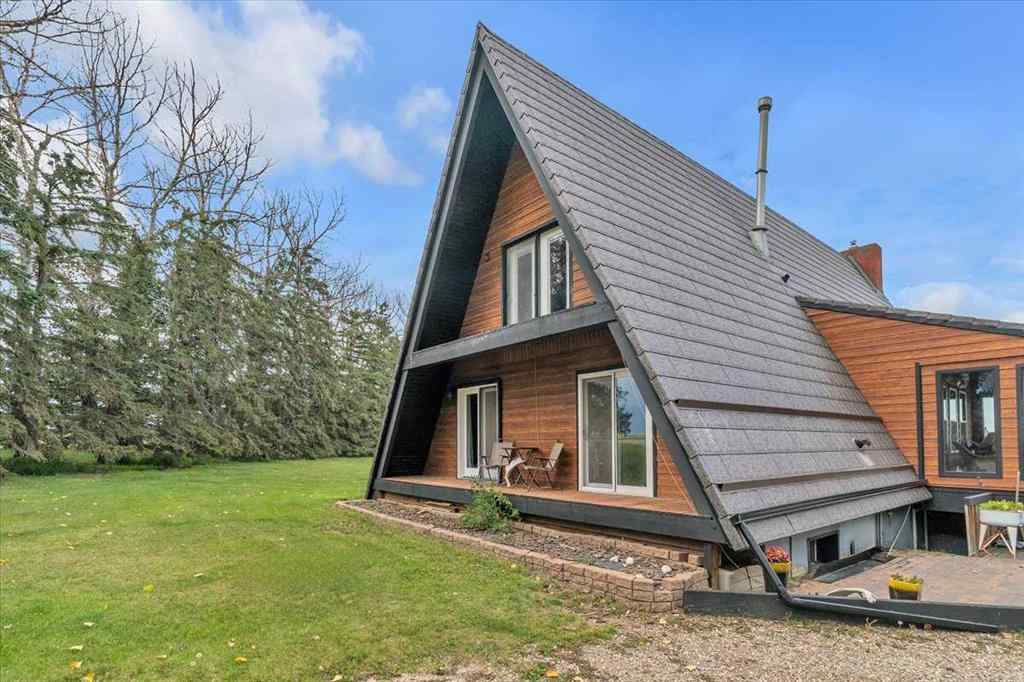 MLS® A2249685 - 241037 RGE RD 241   in NONE Rural Wheatland County, Residential