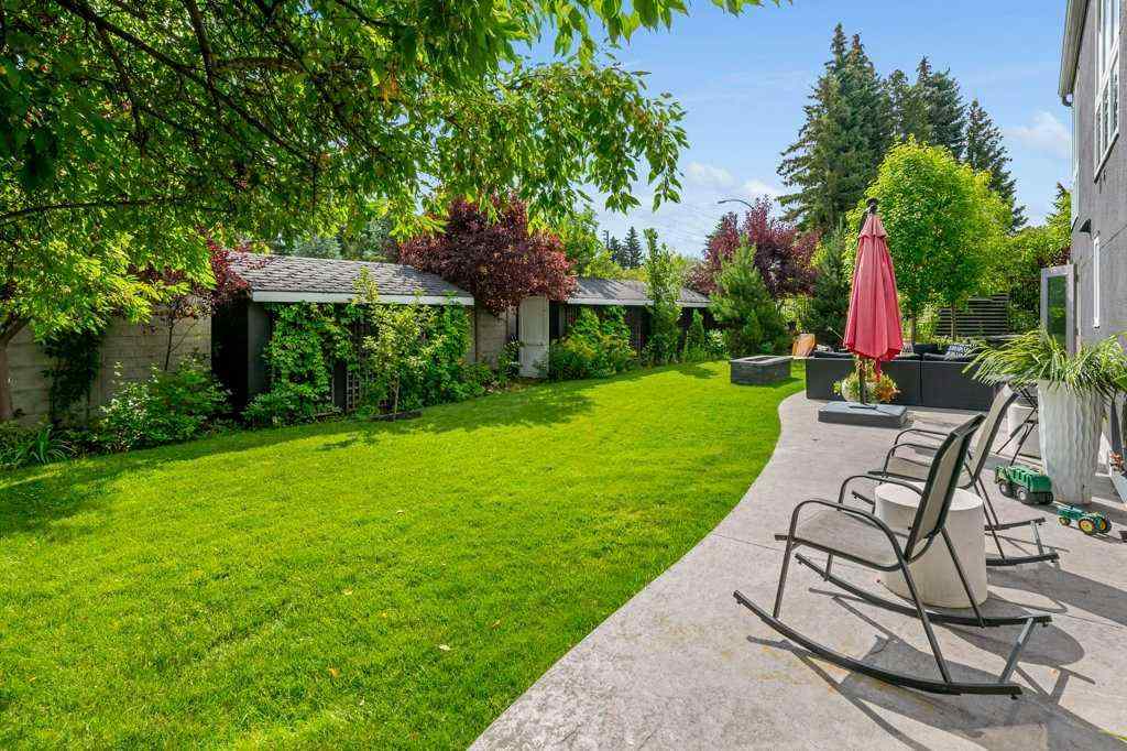 MLS® A2249686 - 112 Varsity Green Bay NW in Varsity Calgary, Residential