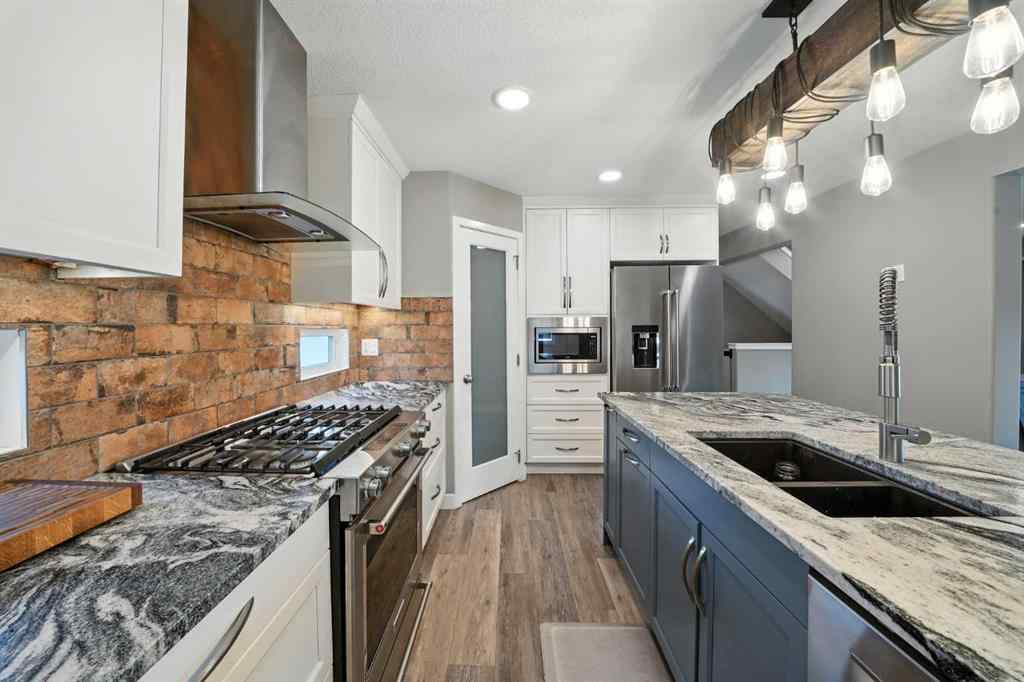 MLS® A2249690 - 6 Wiltshire Place  in West Park Red Deer, Residential