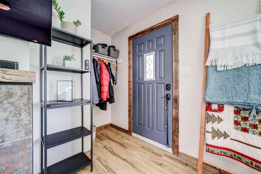 MLS® A2249698 - 418 Charlotte Street  in NONE Pincher Creek, Residential
