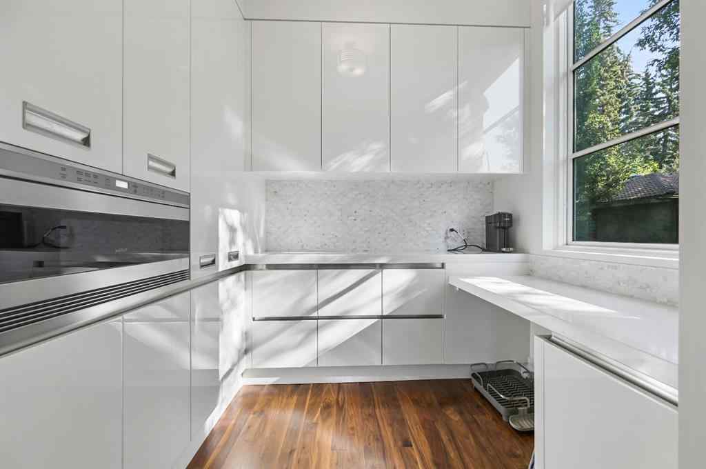 MLS® A2249707 - 3926 9 Street SW in Elbow Park Calgary, Residential