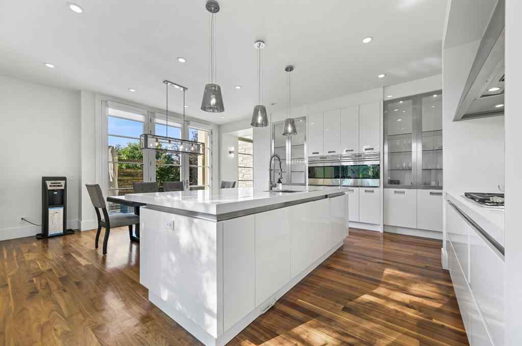 MLS® A2249707 - 3926 9 Street SW in Elbow Park Calgary, Residential