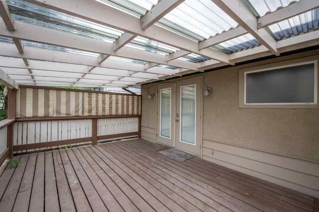 MLS® A2249712 - 15 Harrow Crescent SW in Haysboro Calgary, Residential