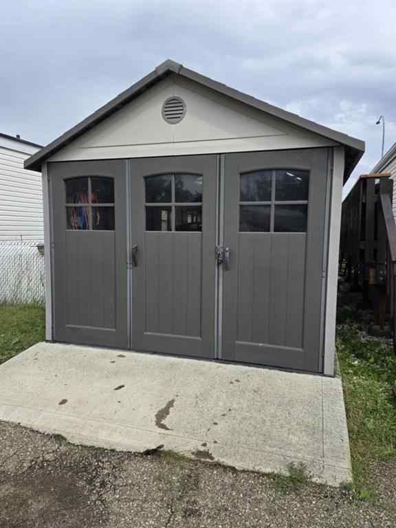 MLS® A2249718 - 105 Meadowlake Close E in Meadow Lake Brooks, Residential