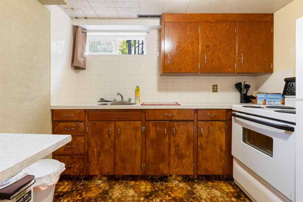 MLS® A2249719 - 125 Rainbow Avenue  in NONE Banff, Residential