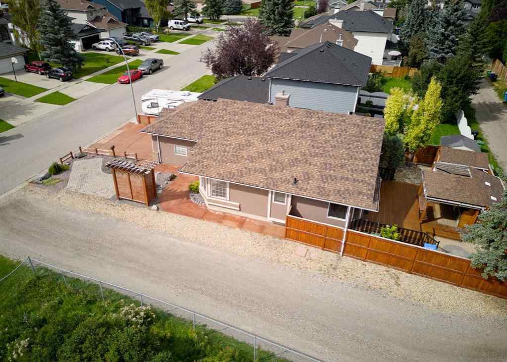 MLS® A2249725 - 81 Sundown Manor SE in Sundance Calgary, Residential