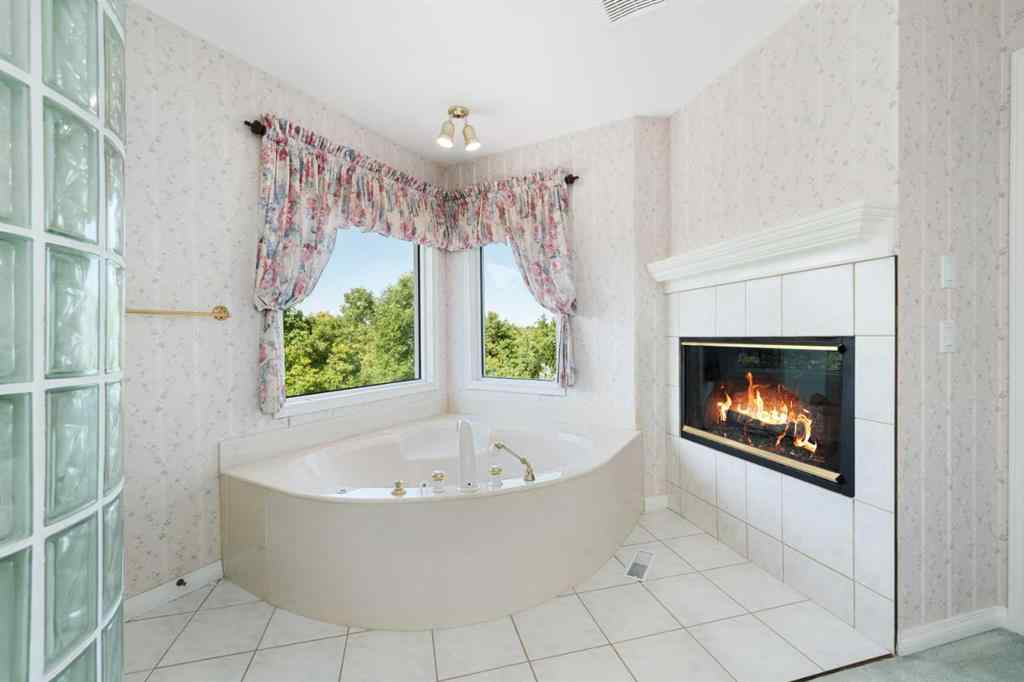 MLS® A2249735 - 1600 Evergreen Hill SW in Evergreen Calgary, Residential