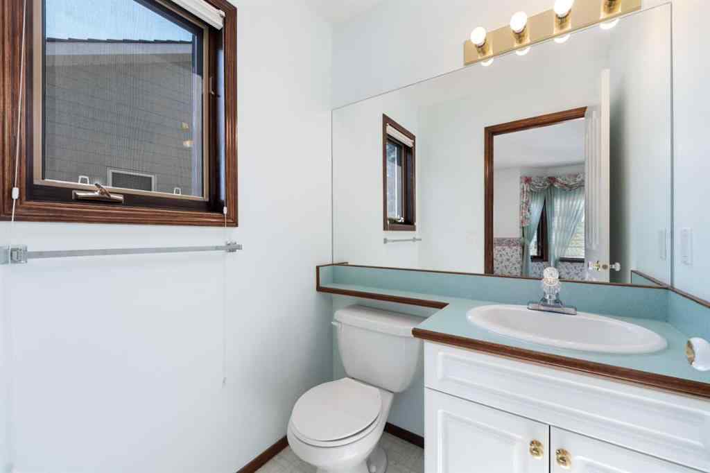 MLS® A2249735 - 1600 Evergreen Hill SW in Evergreen Calgary, Residential