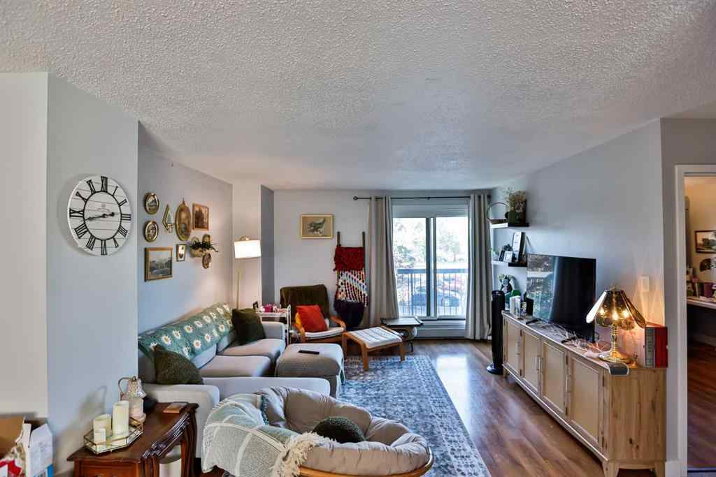 MLS® A2249737 - Unit #222 21 Berkeley Place W in Varsity Village Lethbridge, Residential