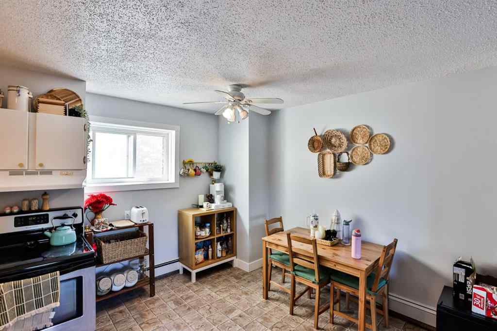 MLS® A2249737 - Unit #222 21 Berkeley Place W in Varsity Village Lethbridge, Residential