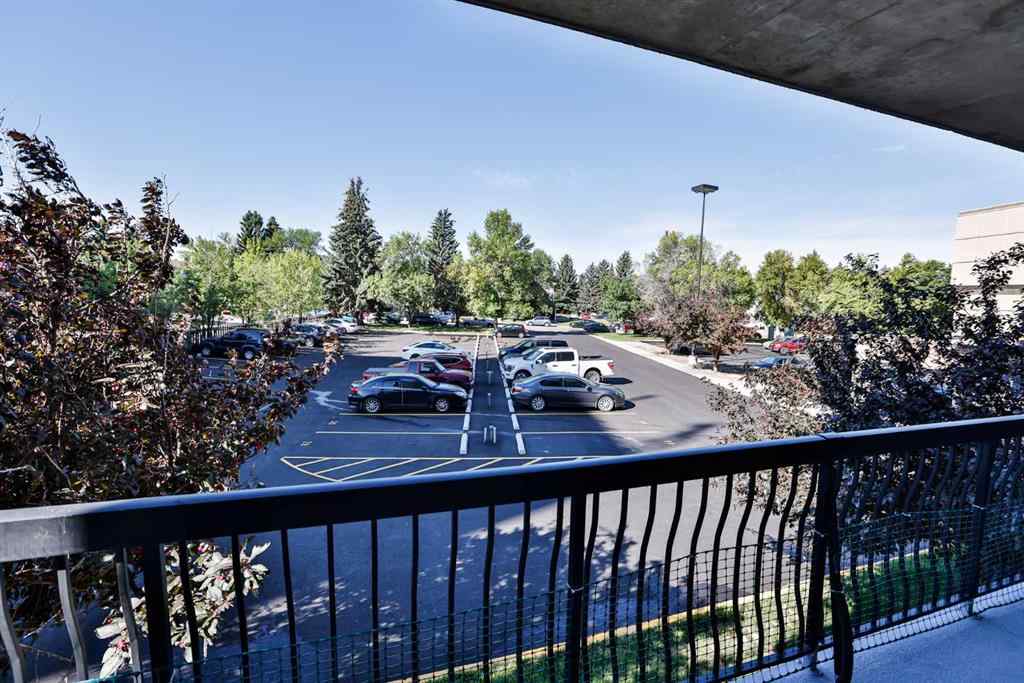 MLS® A2249737 - Unit #222 21 Berkeley Place W in Varsity Village Lethbridge, Residential