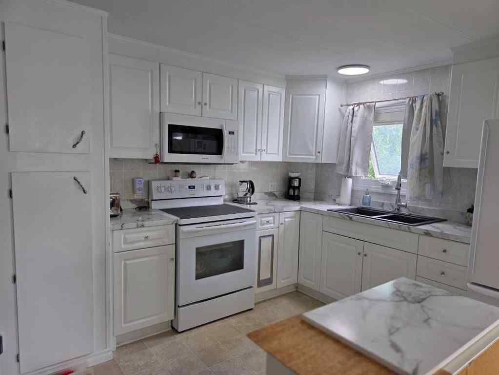 MLS® A2249740 - Unit #16 6834 59 Avenue  in Mustang Acres Red Deer, Mobile