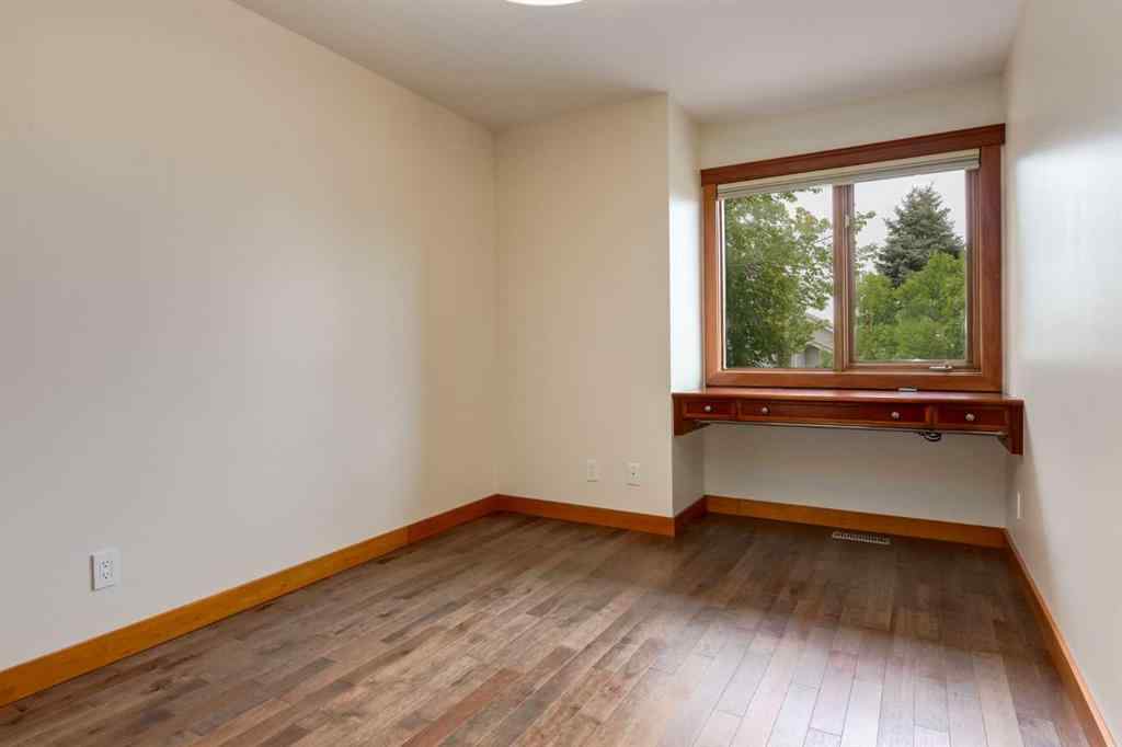 MLS® A2249748 - 51 Signal Hill Mews SW in Signal Hill Calgary, Residential